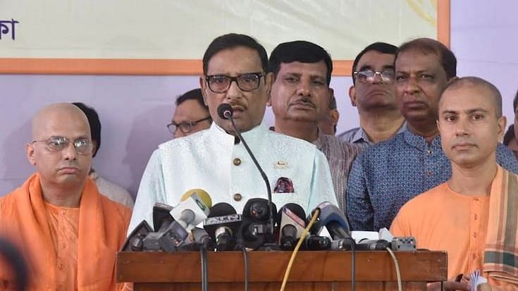 Ruling Awami League general secretary and road transport and bridges minister Obaidul Quader addresses a programme at Ramakrishna Mission puja mandap, Dhaka on the Mahasaptami day of Durga Puja on 2 September 2022