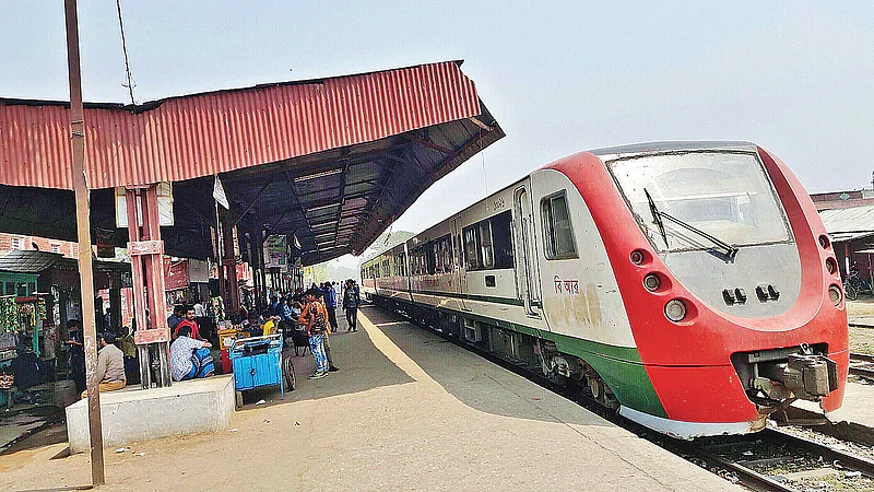 A DEMU train suddenly stops at Badarganj railway station in Rangpur in March 2019