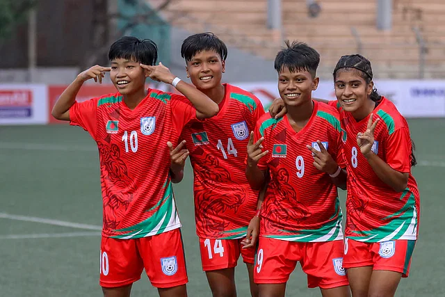 Bangladesh made a blazing start in the SAFF U-15 Women's Championship in Kamalapur, Dhaka on 1 November, 2022