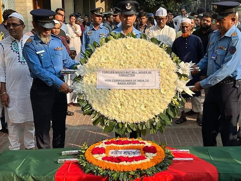 Indian HC pays tribute to Shamsul Alam Bir Uttom