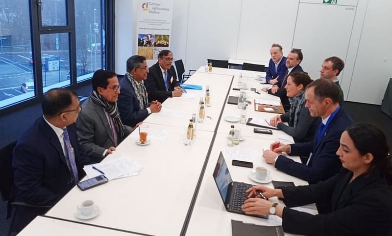 A meeting of Bangladesh agriculture minister Muhammad Abdur Razzaque with representatives of GAA and German top agribusinesses was held at CityCube in Berlin, Germany on 20 January 2023