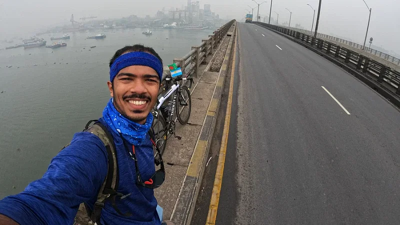 Tammat Bil Khoar cycled 1003 kilometres for Lionel Messi