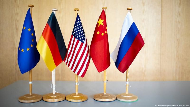 (From L-R) Flags of the European Union, Germany, the US, China and Russia