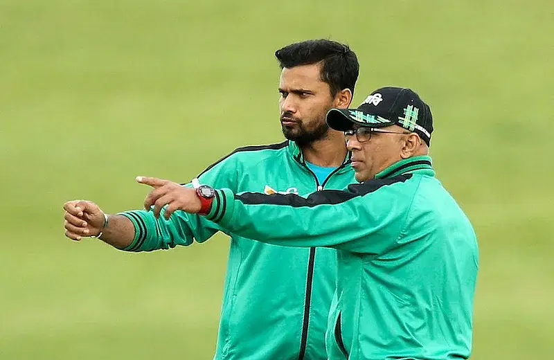 Chandika Hathurusingha and Mashrafe bin Mortaza