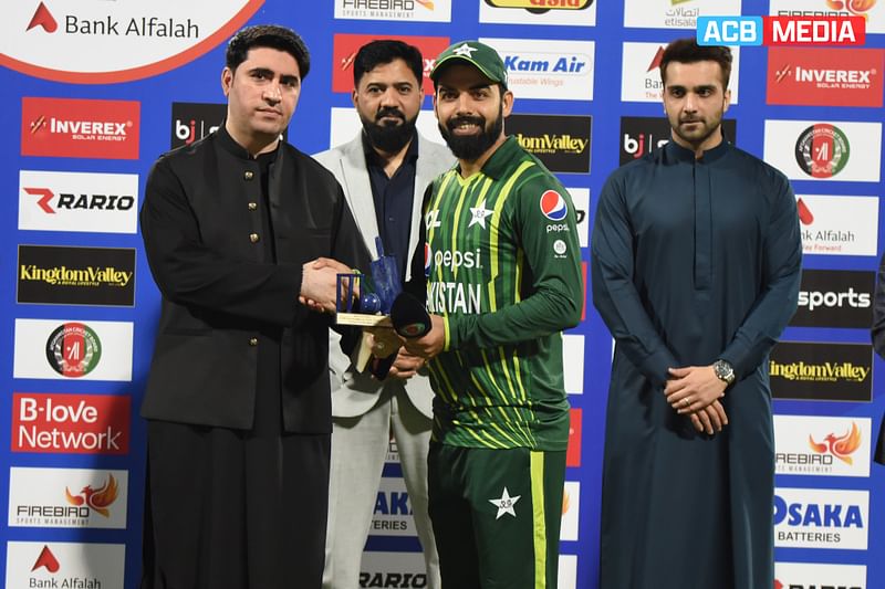 Pakistan's Shadab Khan takes the man of the match award