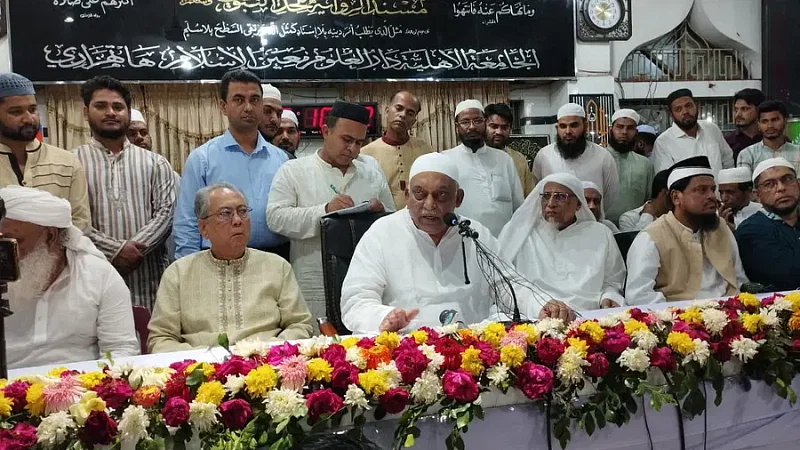 Home minister Asaduzzaman Khan is among the Hefazat-e-Islam leaders and activists at Hathazari Madrasa on Thursday evening.