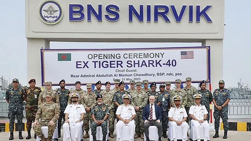 Bangladesh Navy Chattogram Naval Area commander Rear Admiral Abdullah Al Mamun Chowdhury takes part in a photo session after inauguration of the joint drill ‘Exercise Tiger Shark-40’ of Bangladesh and US Navy in Chattogram on 21 May, 2023