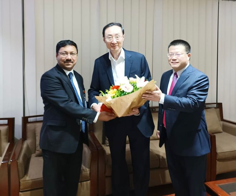 Director general (East Asia & Pacific Wing) at the foreign ministry Toufique Hasan receives the Chinese vice minister upon his arrival at Hazrat Shahjalal International Airport around 11:25pm.