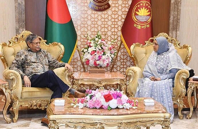 Newly appointed ACC commissioner (investigation) Mosammat Asia Khatun pays a courtesy call on President Mohammed Shahabuddin at his official residence Bangabhaban on 23 July, 2023