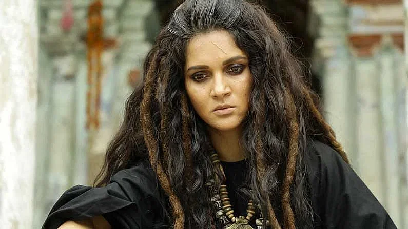 Mithila has been seen sporting dreadlocks and rudraksh beads in the film 'Maya'.