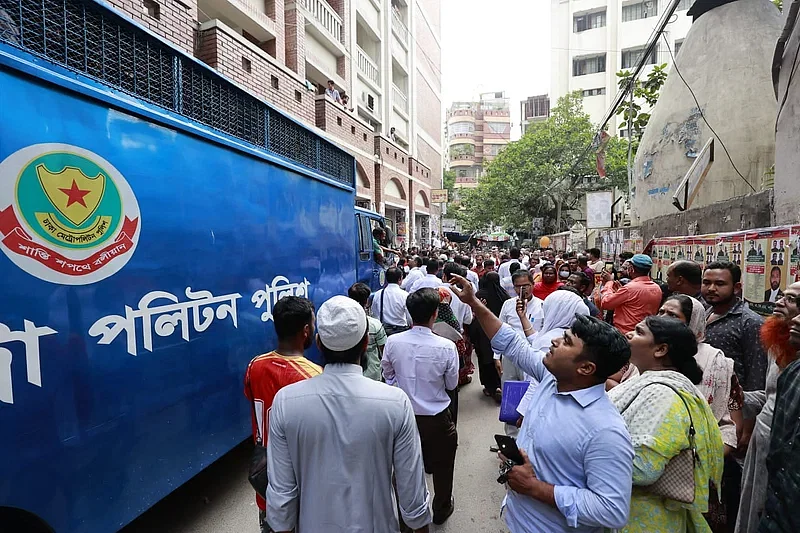 Police detain hundreds of BNP leaders and activists before the party's grand rally in Dhaka on 28 July 2023