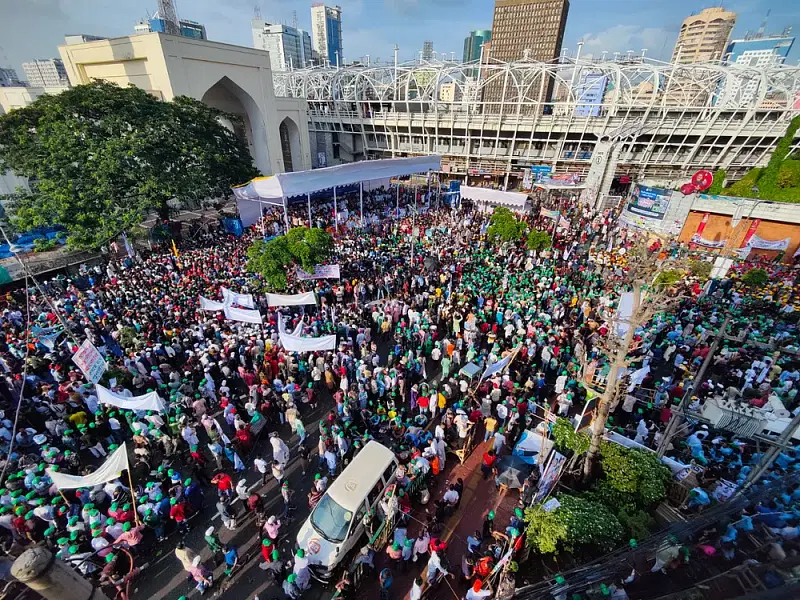 A glimpse of the peace rally organised by three associate organisations of the ruling party at the south gate of Baitul Mukarram national mosque on 28 July, 2023