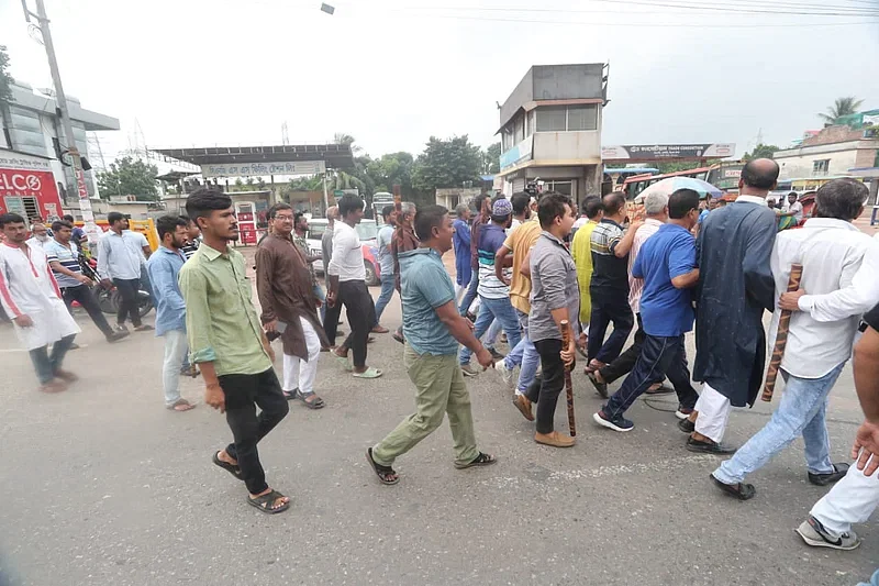 Followers of ruling Awami League have been noticed to patrol the streets in the Gabtoli area holding sticks on 29 July 2023.