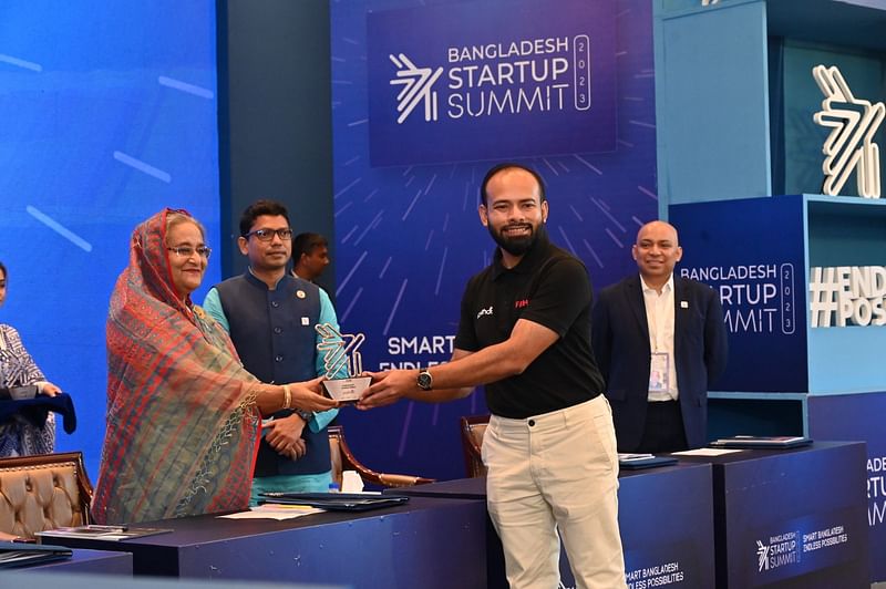 Fahim Ahmed, managing director and chief executive officer (CEO) of Pathao, received award from the prime minister Sheikh Hasina at the inauguration ceremony of the Bangladesh Startup Summit 2023 held at Hotel Intercontinental Dhaka