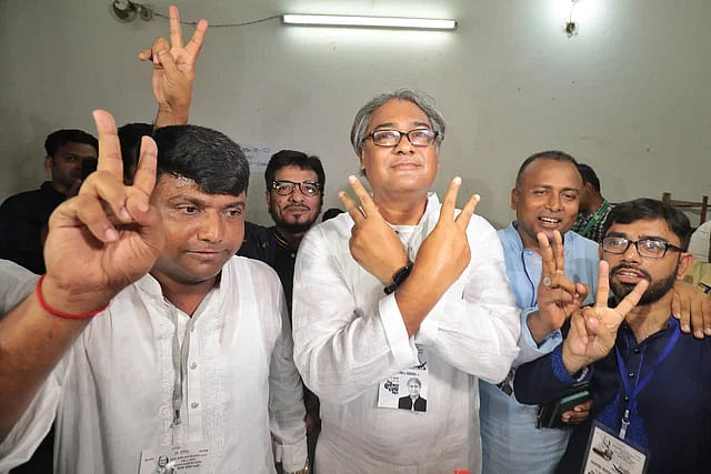 Awami League candidate Mohammad A Arafat for the Dhaka-17 by-election, after casting his vote at the Gulshan Model High School and College Centre