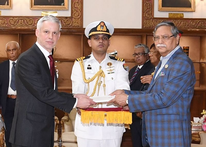 The newly appointed Ambassador of Switzerland to Bangladesh, Reto Renggli, present his credentials to President Mohammed Shahabuddin.