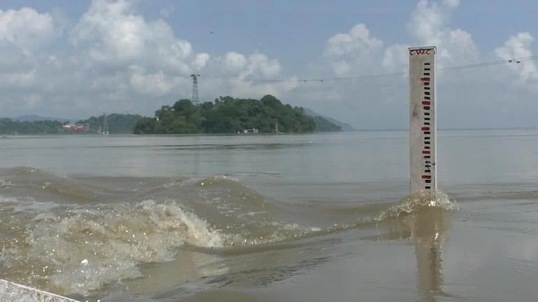 Brahmaputra and Teesta rivers cross danger marks in Gaibandha, Rangpur points