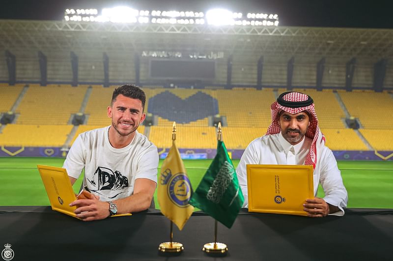 Aymeric Laporte signs an agreement with Saudi club Al-Nassr