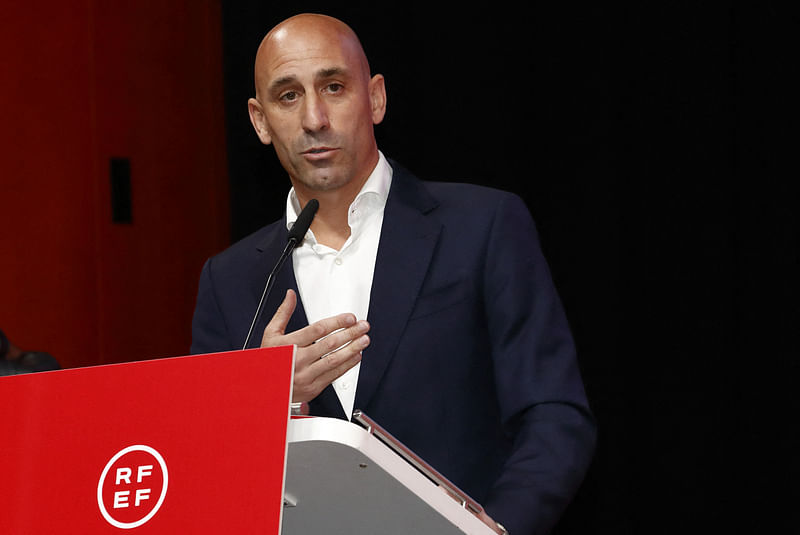 Spanish Royal Football Federation (RFEF) president Luis Rubiales delivers a speech during an extraordinary general assembly of the federation on 25 August, 2023 in Las Rozas de Madrid