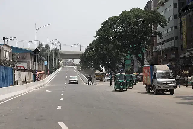 Ramp leading down from the elevated expressway. 3 September