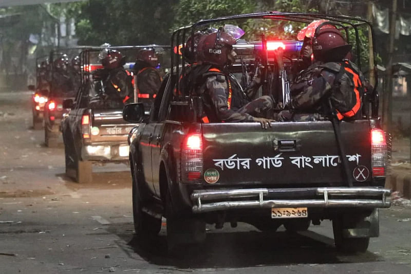 BGB men are patrolling in the capital's Naya Paltan