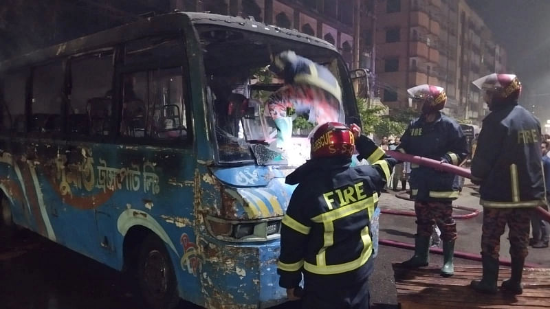 Fire service workers are trying to douse the fire at Kalshi of Mirpur on 18 November.