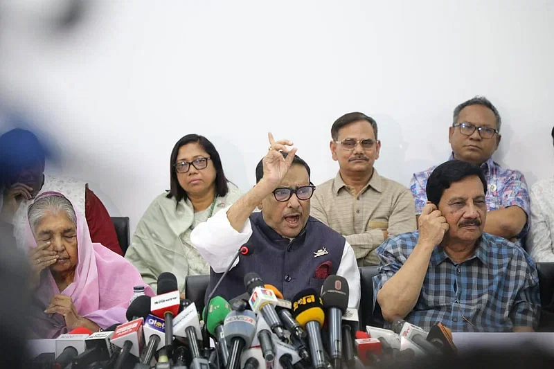 Governing Bangladesh Awami League General Secretary Obaidul Quader addresses a media conference on 16 November in 2023