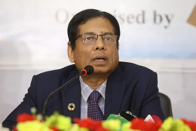 CPD's Distinguished Fellow Mostafizur Rahman speaks at a programme ERF organised at its office at Purana Paltan in Dhaka on 26 December in 2023