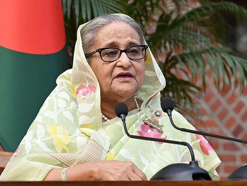 Prime Minister Sheikh Hasina addresses an event to exchange views with foreign journalists, polls monitors at Ganabhaban on 8 January in 2024