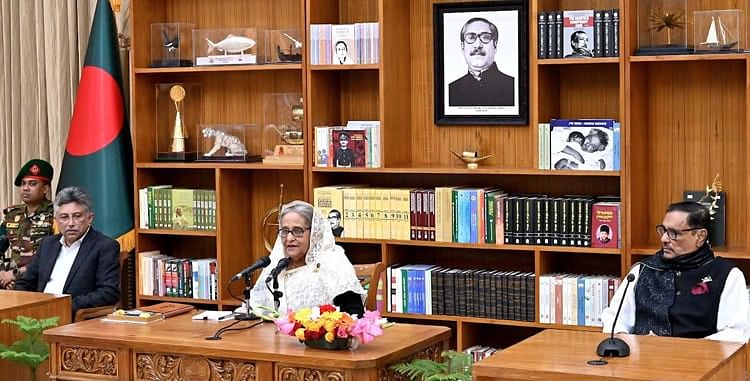 Prime Minister Sheikh Hasina speaks at a meeting with the independent members of the parliament of 12th national parliament at her official residence, Ganabhaban, on 28 January in 2024