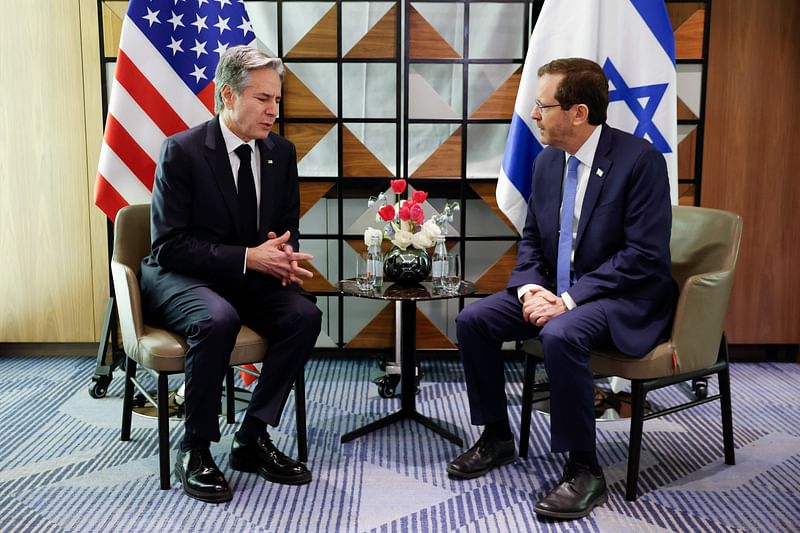 US Secretary of State Antony Blinken (L) meets with Israeli president Isaac Herzog in Tel Aviv on 9 January, 2024