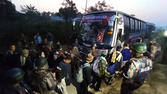 BGB takes BGP and army members, who fled the country amid conflict, to Inani, Cox’s Bazar to hand them over to the Myanmar authorities. Picture was taken from Ghumdhum High School in Naikhongchhari, Bandarban on 15 February 2024.