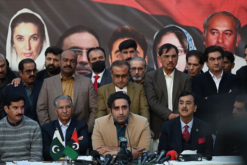 Pakistan Peoples Party (PPP) chairman Bilawal Bhutto Zardari (C) speaks during a press conference in Islamabad on 13 February, 2024