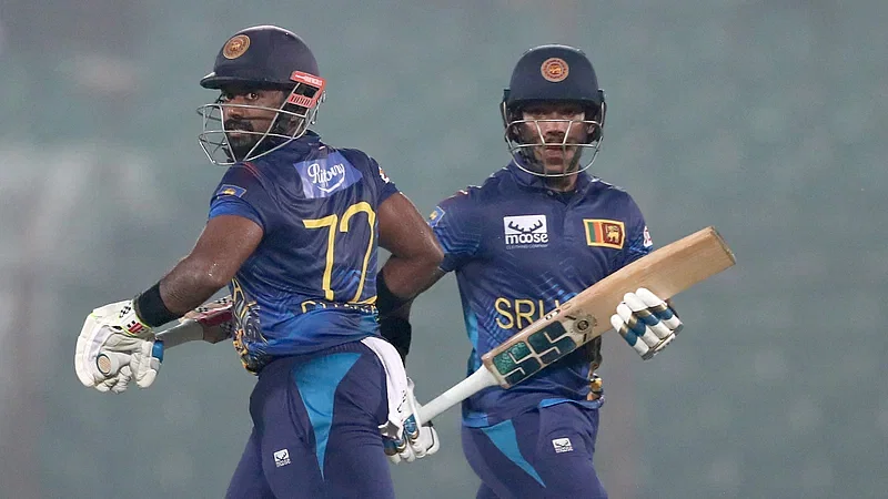 Pathum Nissanka and Charith Asalanka taking a run in the 2nd ODI at Zahur Ahed Chowdhury stadium in Chattogram on 15 March in 2024