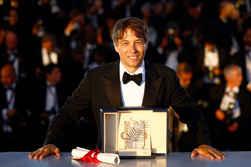 Director Sean Baker, Palme d'Or award winner for the film 'Anora', poses during a photocall after the closing ceremony of the 77th Cannes Film Festival in Cannes, France, 25 May, 2024.