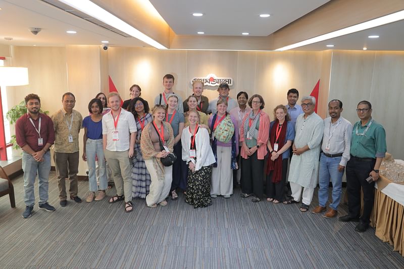 A group of students from the University of Montana in the US recently visited Prothom Alo as part of an educational trip