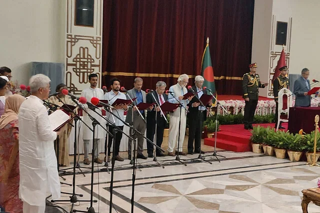 Thirteen advisors read out oath sentences at Bangabhaban on 8 August, 2024.