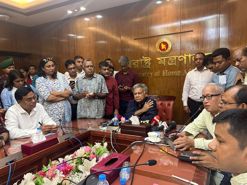 Home affairs adviser Brig Gen (retd) M Sakhawat Hossain meet with the top leaders of the Bangladesh National Hindu Grand Alliance at the conference room of the Home Ministry on 12 August 2024.