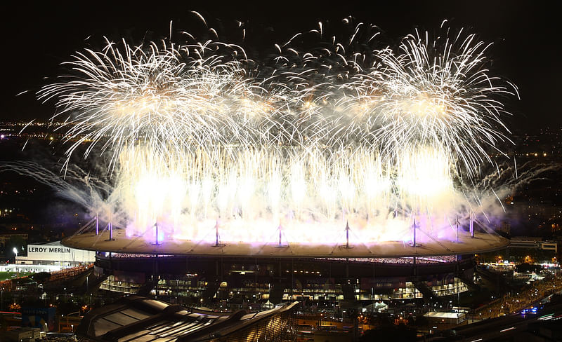 Paris 2024 Olympics - Ceremonies - Paris 2024 Closing Ceremony - Stade de France, Saint-Denis, France - 12 August, 2024. General view of fireworks during the gran finale of the closing ceremony.