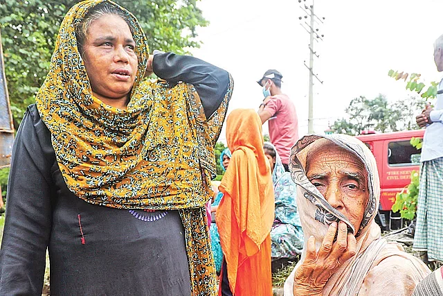 Flood-affected Saleha Begum and her mother-in-law Saleha Begum. Friday (23 August 2024) morning at Union Samity Bazar in Chhagalnaiya