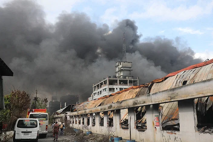 The Gazi Tyre Factory in the Rupshi area of Rupganj upazila in Narayanganj, which was set on fire during looting, is still burning after 20 hours