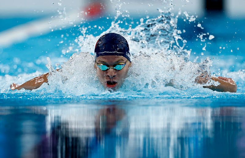 Paris 2024 Olympics - Swimming - Men's 200m Individual Medley Final - Paris La Defense Arena, Nanterre, France - 2 August, 2024. Leon Marchand of France in action.