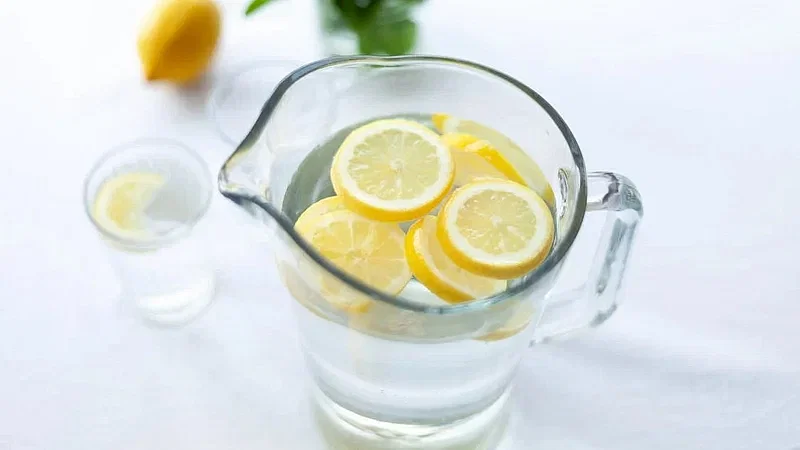 It is not that drinking lemon water at any time of the day provides equal benefits.