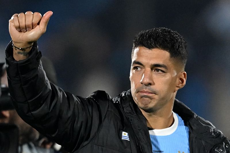 Uruguay's forward Luis Suarez waves during his farewell ceremony to the national team after the 2026 FIFA World Cup South American qualifiers football match between Uruguay and Paraguay at the Centenario stadium in Montevideo, on 6 September, 2024.