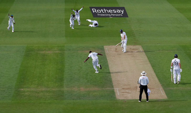 Sri Lanka's Lahiru Kumara celebrates after taking the wicket of England's Olly Stone in the third test at The Oval, London on 8 September 2024.