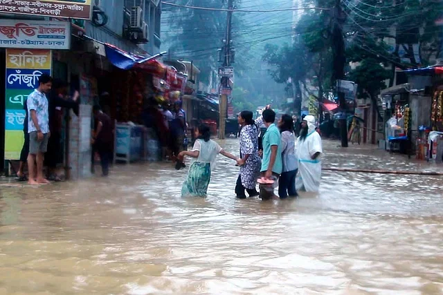 The Kolatali road in Cox's Bazar is inundated in rainwater. This photo was taken in the afternoon on 13 September, 2024.