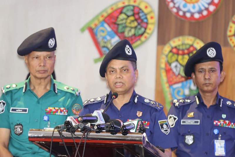 IGP Md Moinul Islam speaks at a function in Rangpur on 26 October