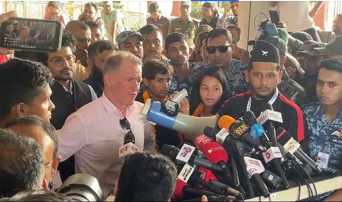 Bangladesh women football team receives warm welcome at airport