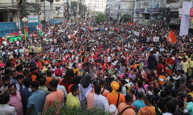 Thousands of Hindus join a protest rally organised by Sanatan Jagran Manch in Chottogram on  November 2024.