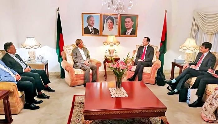 Singapore envoy calls on BNP secretary general